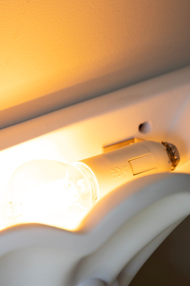 White Scallop Wall Uplighter