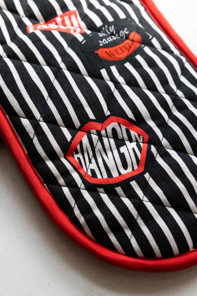 Badge Patch Oven Gloves