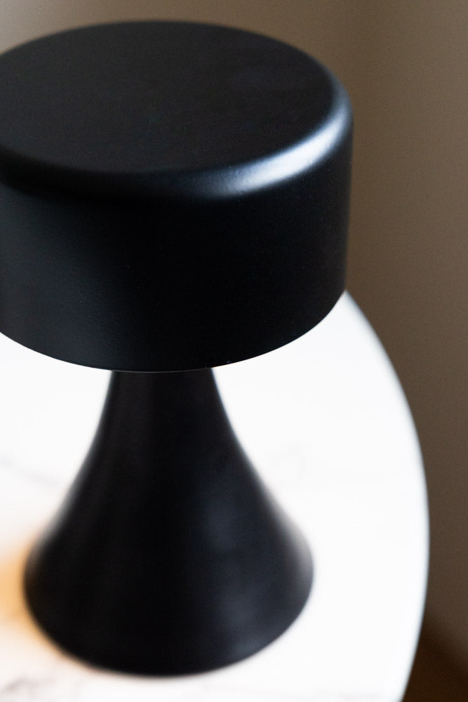 Battery-Powered Cordless Table Lamp In Black