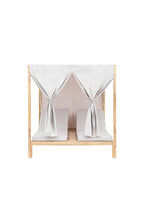 Beautiful Canopy Garden Daybed