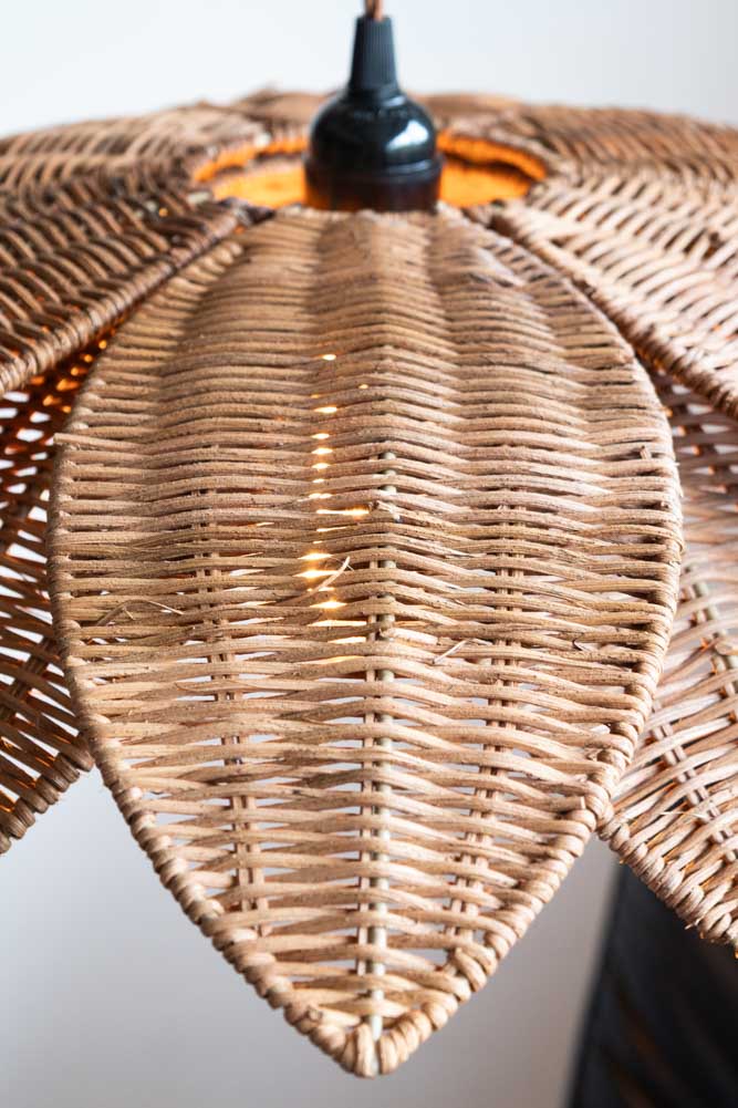 Beautiful Rattan Flower Easyfit Shade
