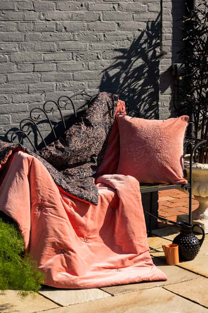 Black & Pink Velvet Tiger Reversible Quilt