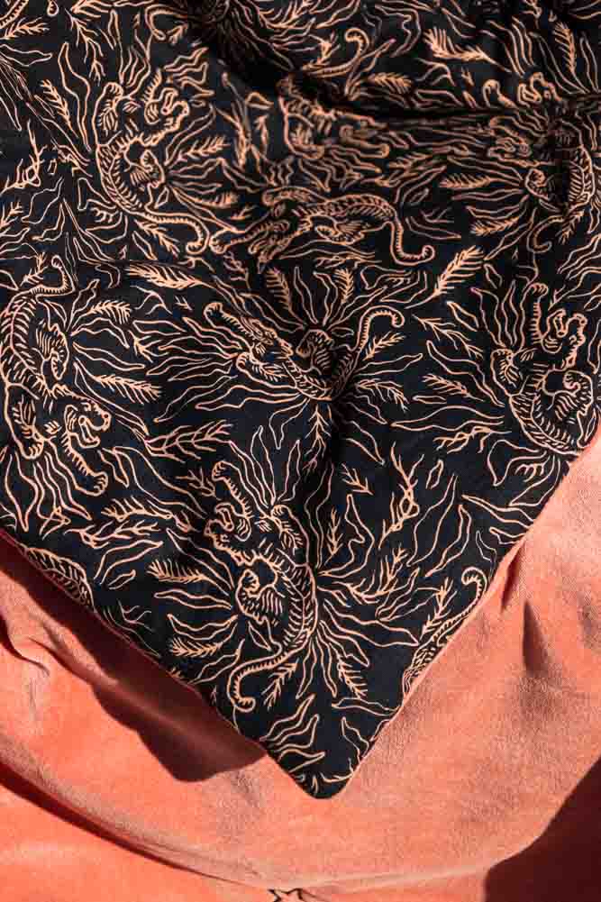 Black & Pink Velvet Tiger Reversible Quilt