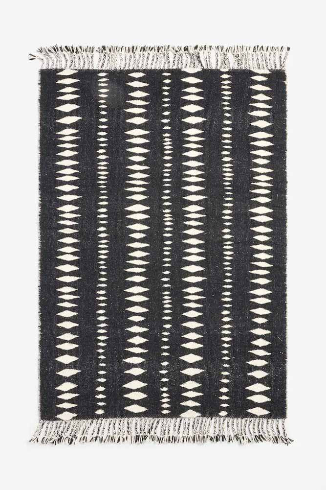 Black & Off-White Geometric Flatweave Rug - Available in 5 Sizes