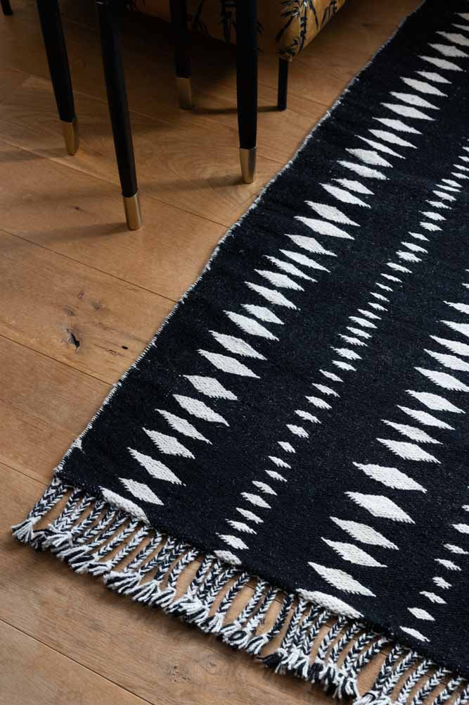 Black & Off-White Geometric Flatweave Rug - Available in 5 Sizes