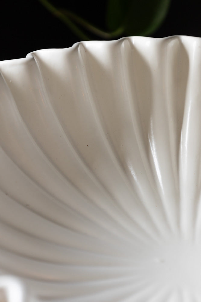 White Ceramic Waved Bowl