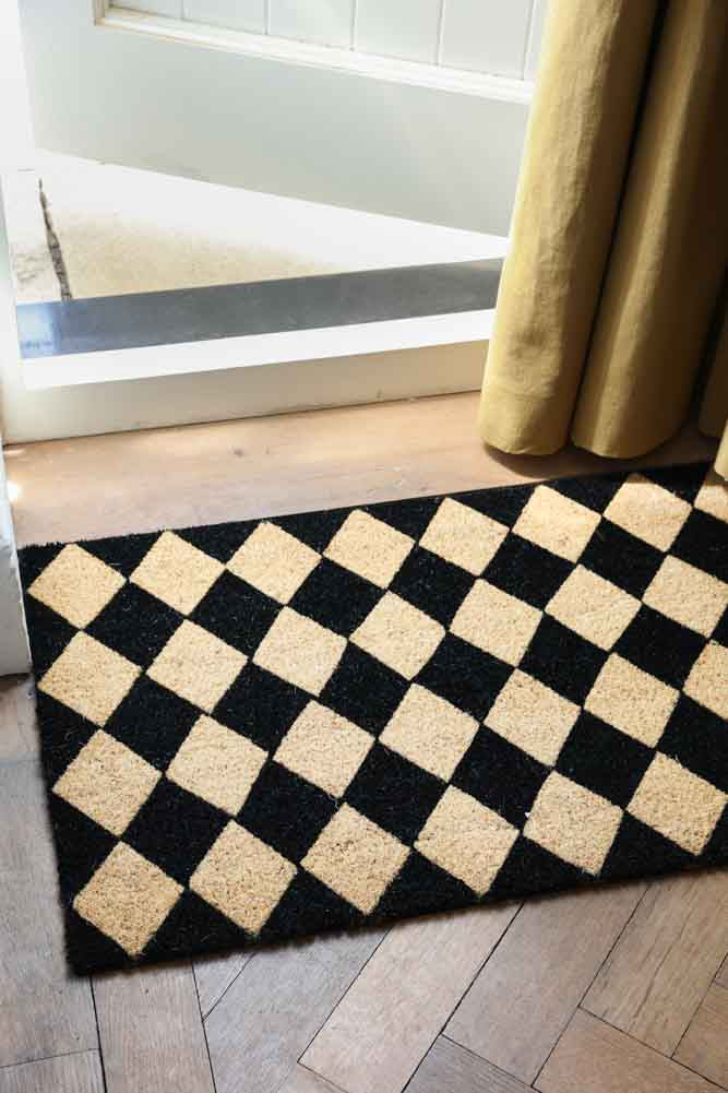 Checkered Patterned Doormat