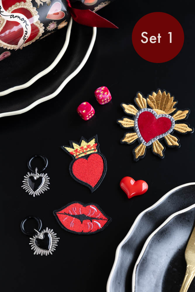 Set of 6 Rockett St George Luxury Milagro Christmas Crackers