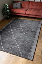 Mason Black Diamond Rug - 3 Sizes Available
