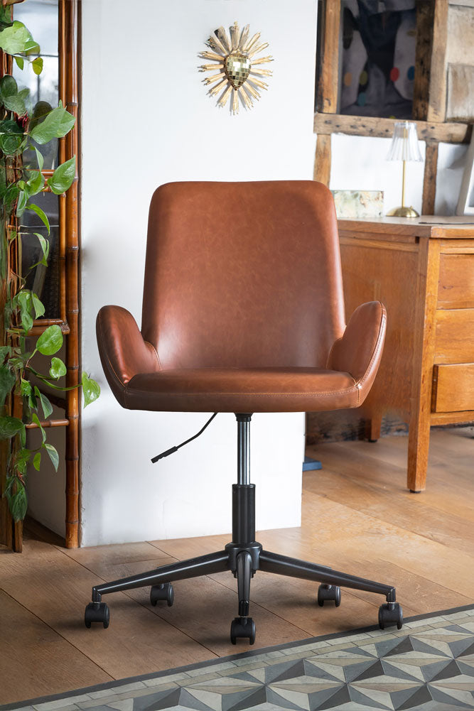 Moulded Swivel Chair Mocha