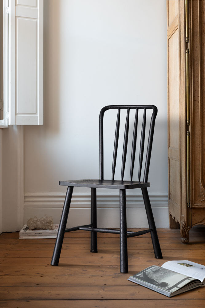 Set of 2 Classic Wooden Frame Dining Chairs