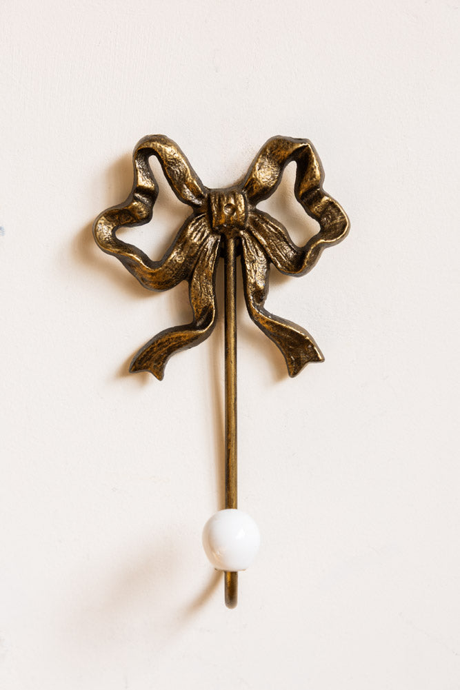 Set of 2 Pretty Gold Bow Wall Hooks