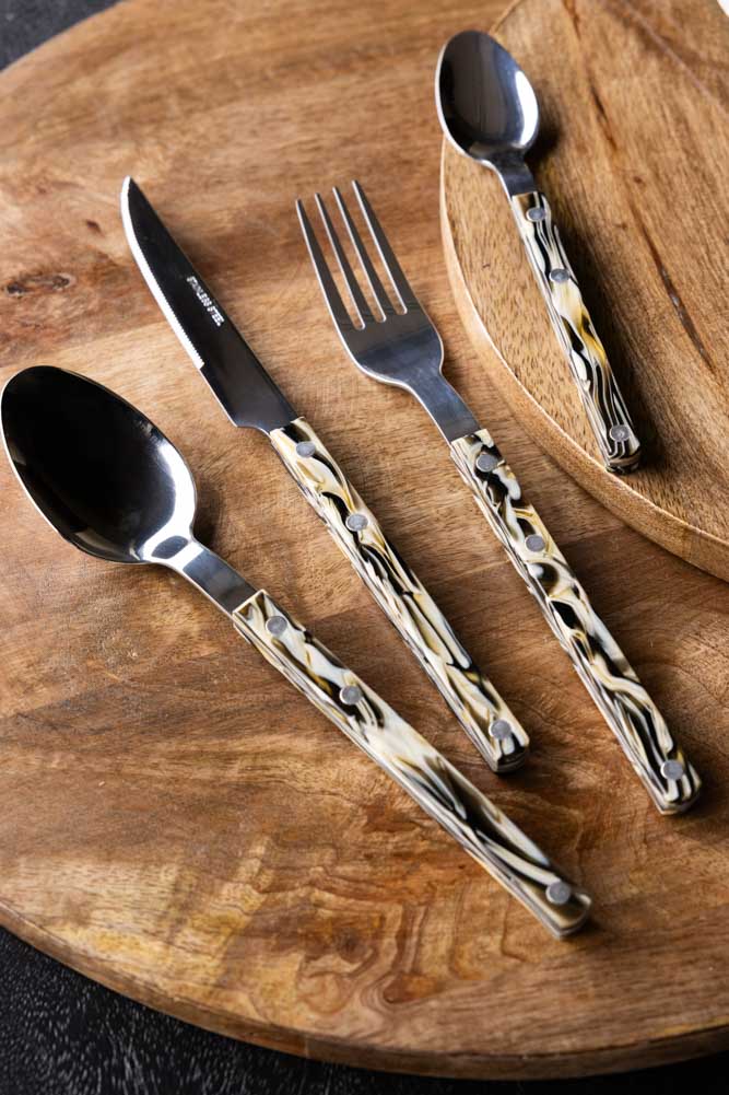 Set of 4 Marble-Effect Cutlery Set