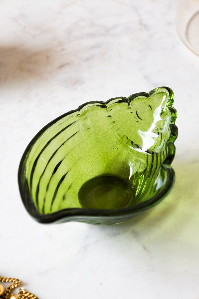 Shell Trinket Tray in Dark Green