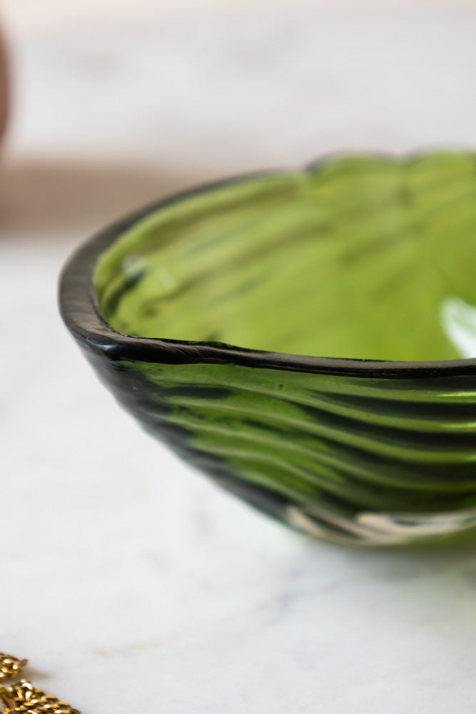 Shell Trinket Tray in Dark Green