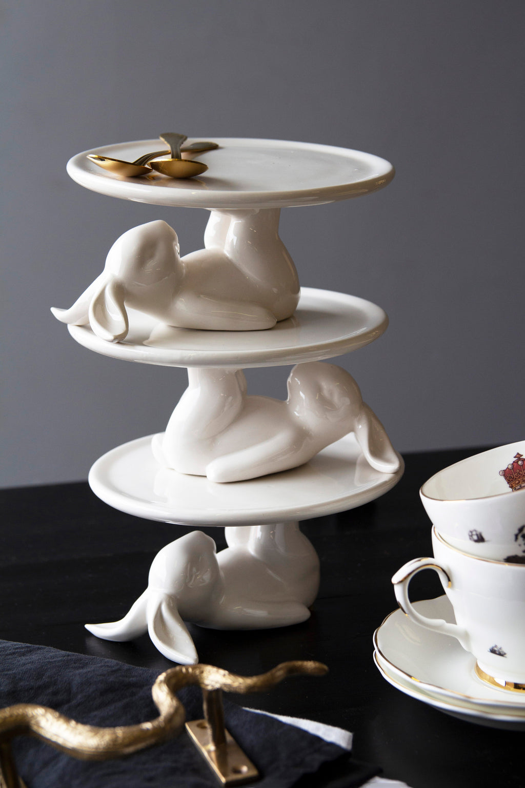 Lazy Rabbit Cupcake Plate